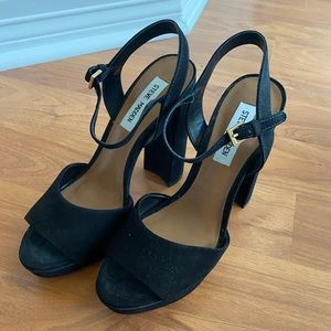 Steve Madden Suede Platform Heels Size 8M
